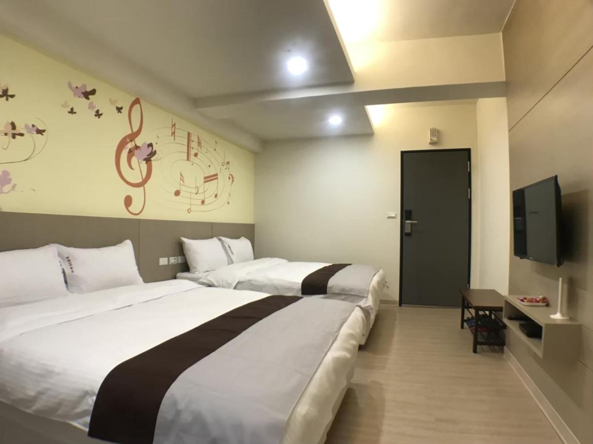Music City Inn Kaohsiung Exterior foto