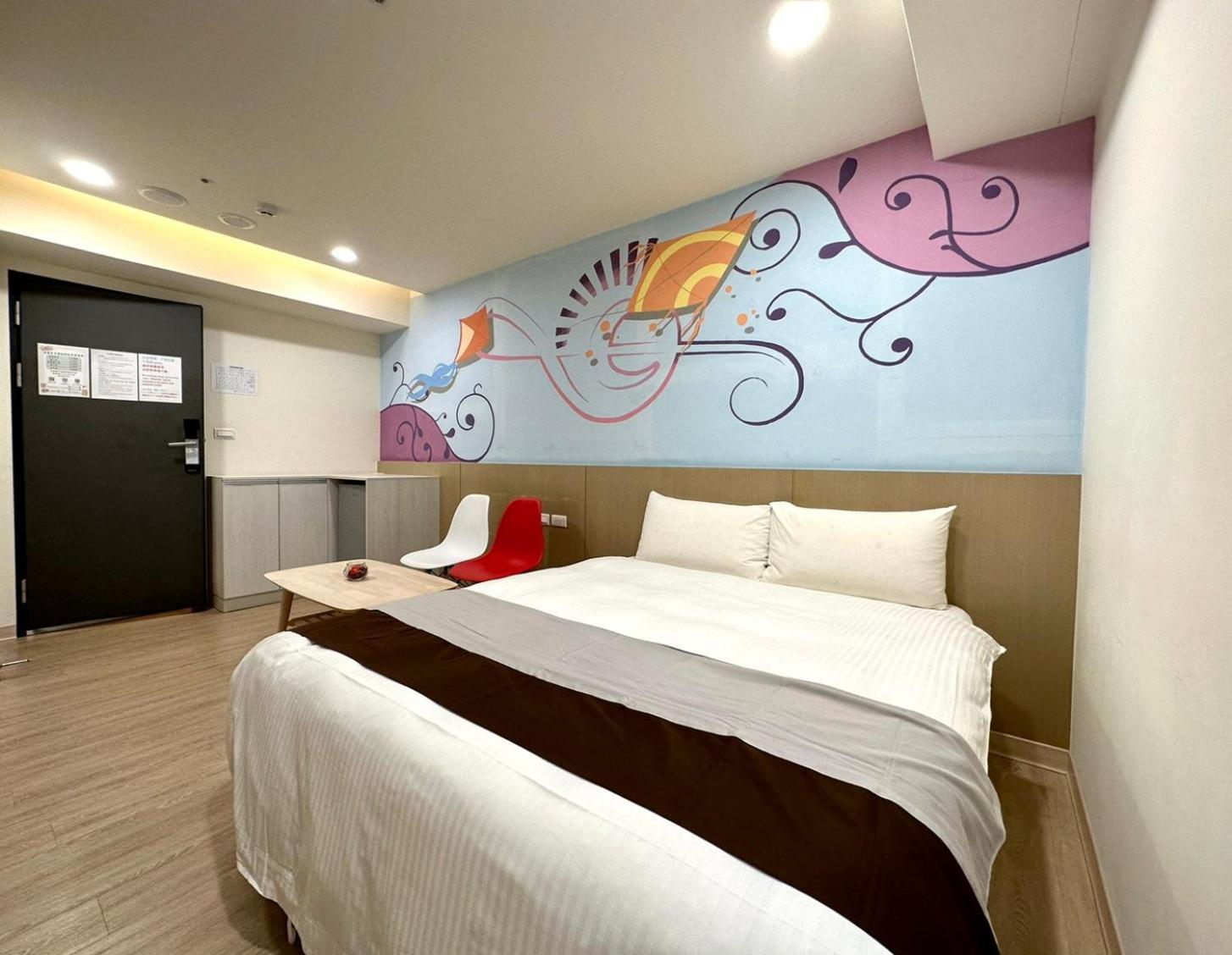 Music City Inn Kaohsiung Exterior foto