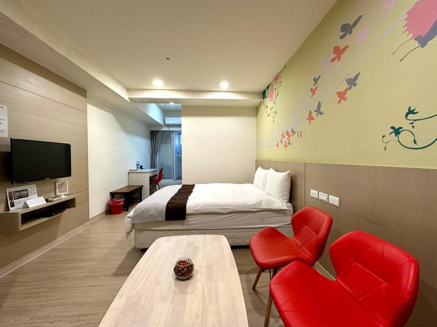 Music City Inn Kaohsiung Exterior foto