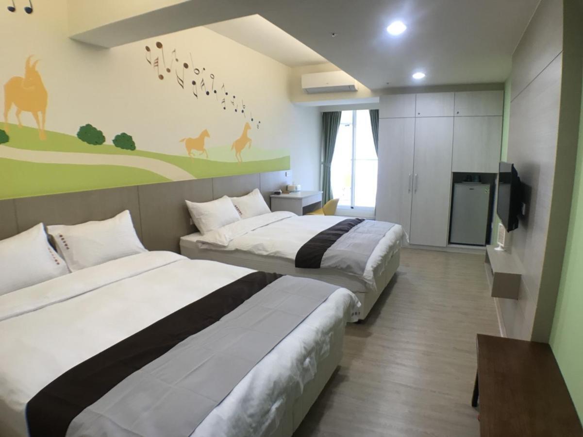 Music City Inn Kaohsiung Exterior foto